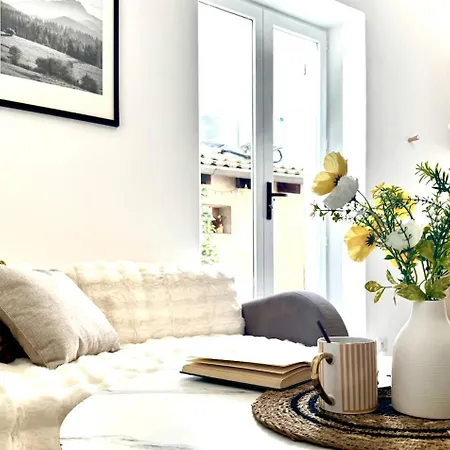 Lejlighed L'ecrin D'or - Elegant & Confortable- Idealement Situe En Centre-ville - Terrasse - Gare A 5 Min