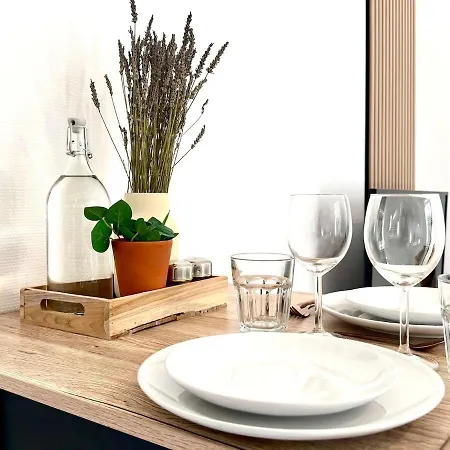 Lejlighed L'ecrin D'or - Elegant & Confortable- Idealement Situe En Centre-ville - Terrasse - Gare A 5 Min