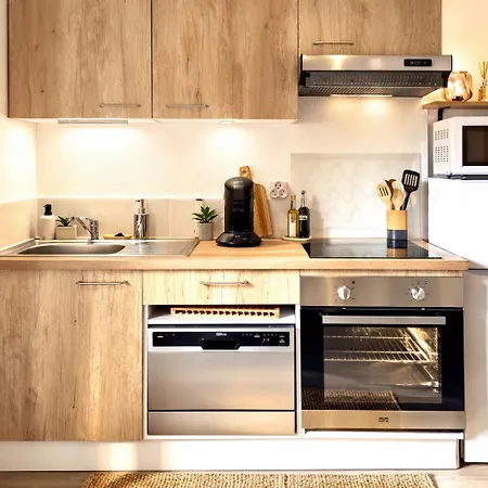 Apartment Terrasse Privee - Centre - Gare 5 Min - Wifi Rapide *