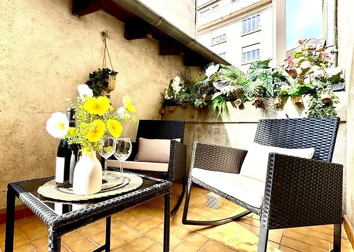 Apartment Terrasse Privee - Centre - Gare 5 Min - Wifi Rapide *