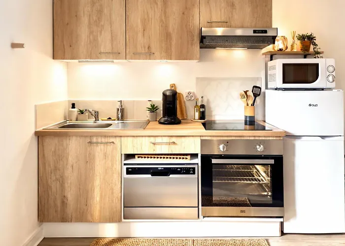 Apartment Terrasse Privee - Centre - Gare 5 Min - Wifi Rapide *